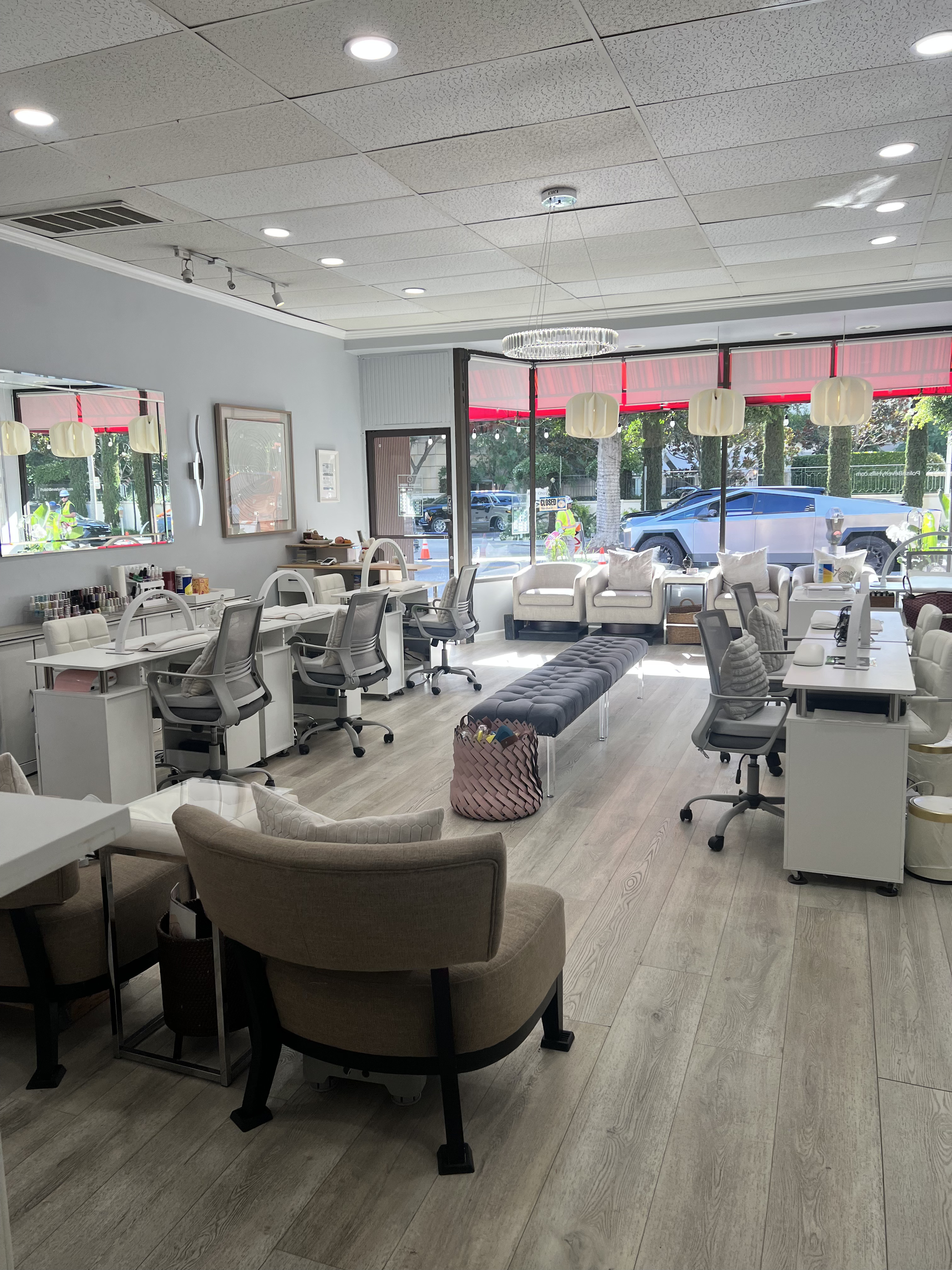 The Polish Salon